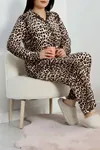 Kadın Büyük Beden Süet Düğmeli Pijama Takımı Leopar