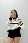 Kadın Desenli Triko Kazak Beyazhaki