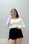 Kadın Kare Yaka Parmak Geçmeli Dalgıç Bodysuit Beyaz