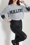 Kadın 3 İplik Şardonsuz Baskılı V Yaka Uzun Kol Crop Sweatshirt Gri
